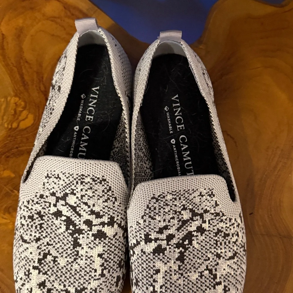 Vince Camuto Fabeau 3 Washable Knit Snake Print Slip On Smoking Loafers Sz 8